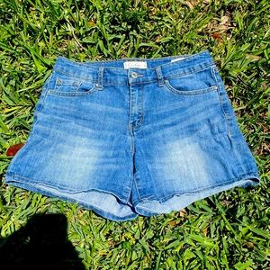 Jessica Simpson Forever Short Size 28 Denim Shorts Comfortable Summer Shorts